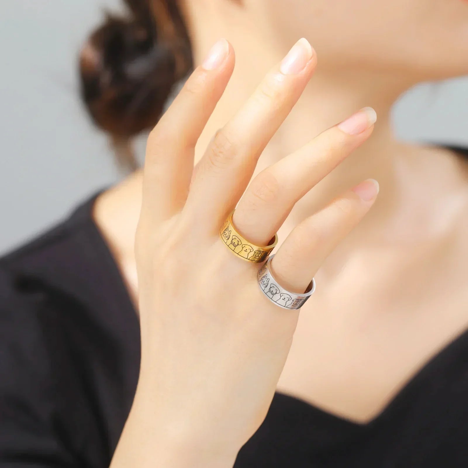 Bague pour chien en acier inoxydable large – design gravé pour femmes