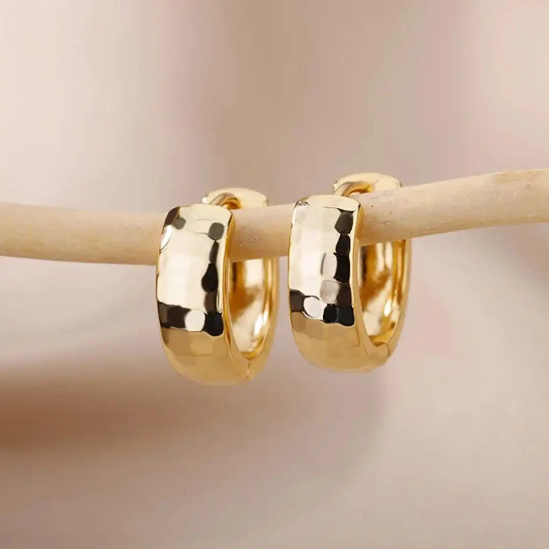 Boucles d'oreilles Sculptées en Or Intemporelles