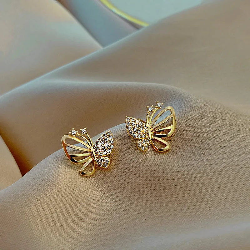 Boucles d'oreilles en zircon en forme de papillon élégantes