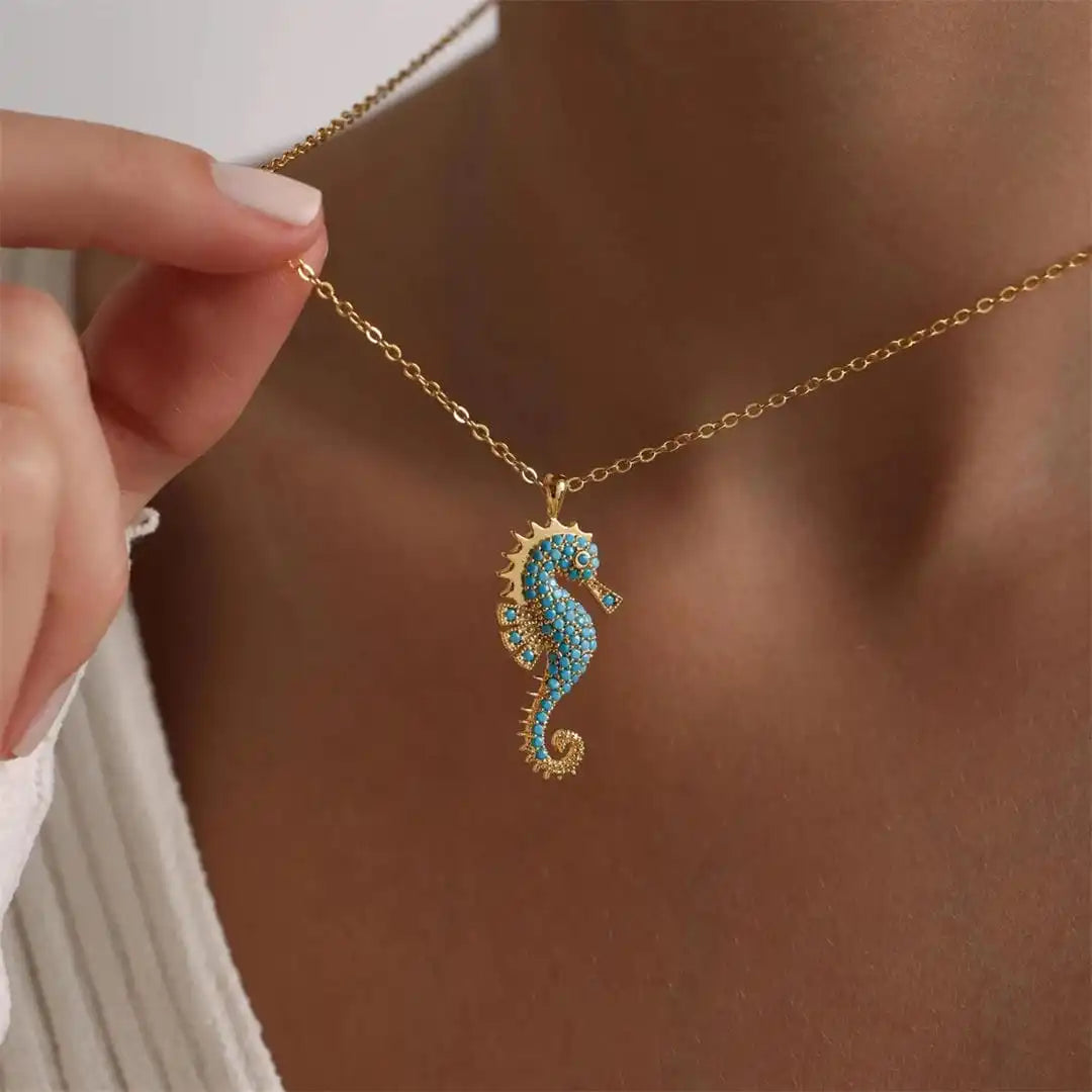 Collier pendentif Hippocampe doré turquoise