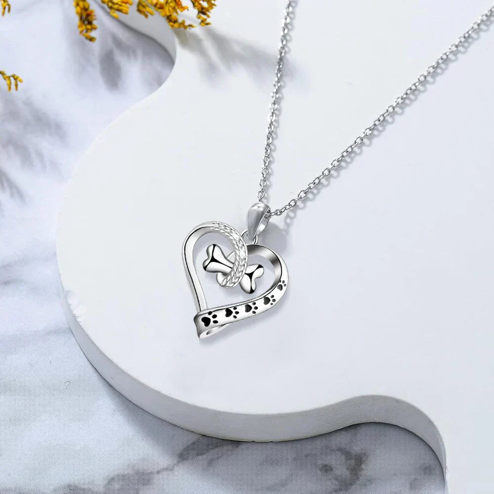 Ensemble de bijoux 2 pièces avec pendentif patte, cœur et os