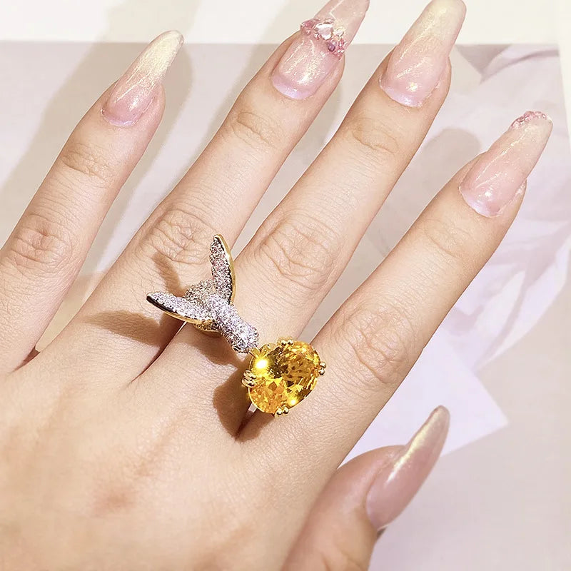 Bague ajustable colibri en pierre précieuse – zirconium plaqué or 14K