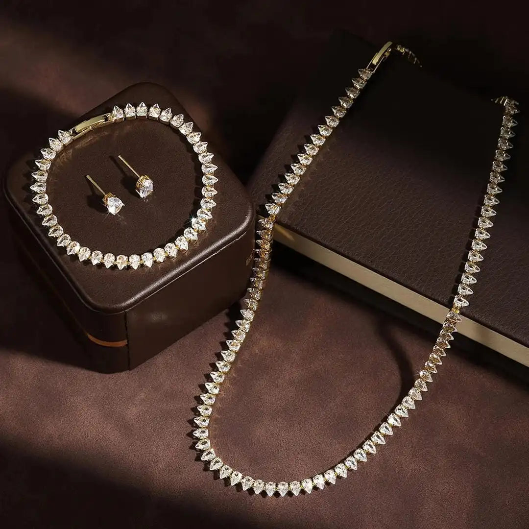 Superbe ensemble de mariée en zircon cubique rond brillant