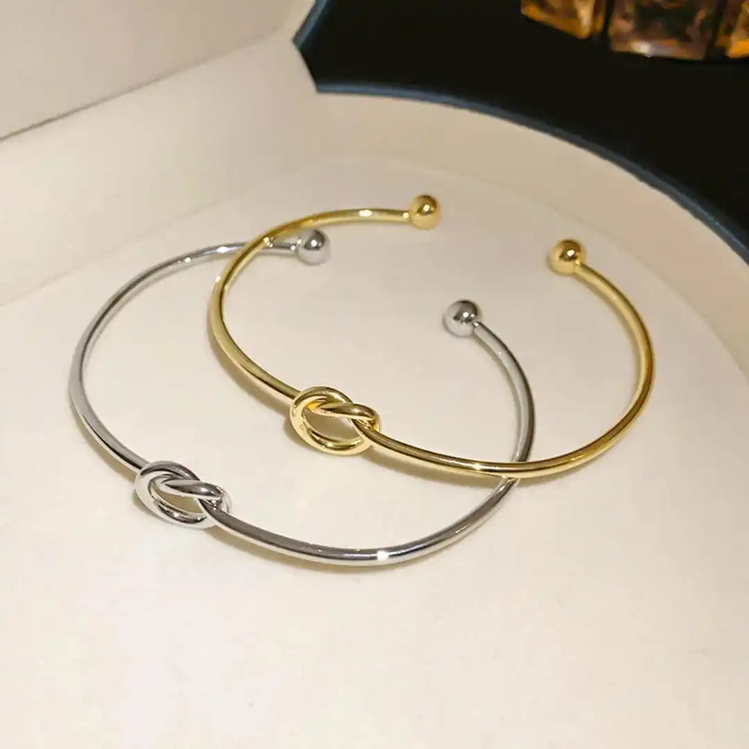 Bracelet réglable en nœud doré