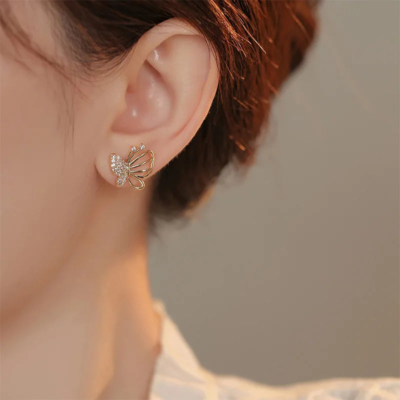 Boucles d'oreilles en zircon en forme de papillon élégantes