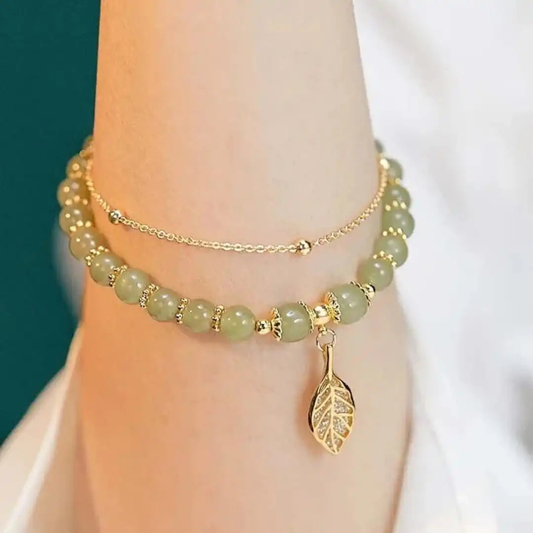 Magnifique bracelet en jade vert doré