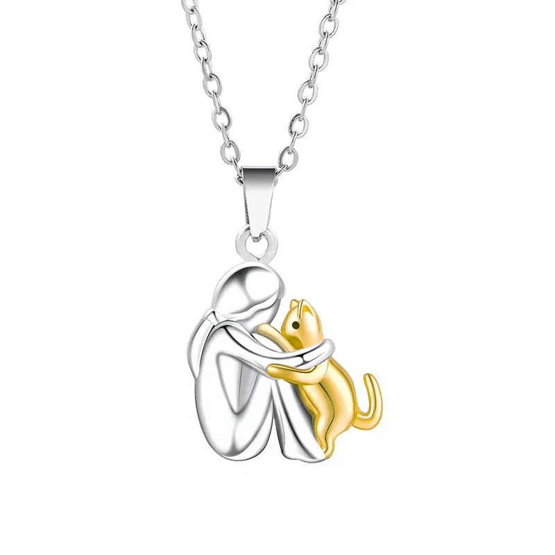 Collier pendentif chat câlin