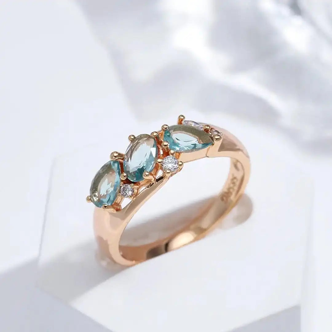 Bague vintage en zircon bleu et or rose