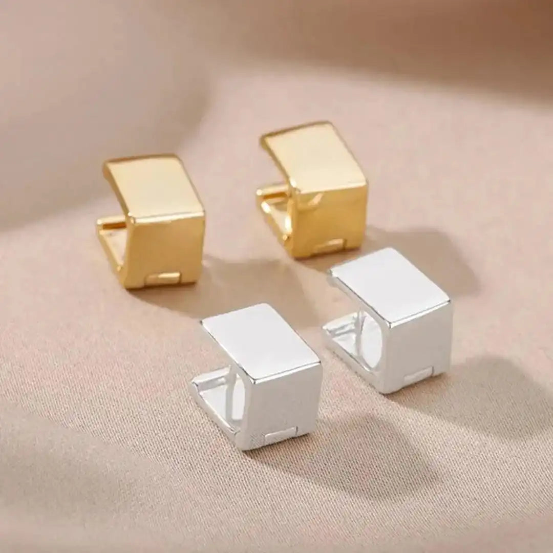 Boucles d'oreilles carrées géométriques dorées