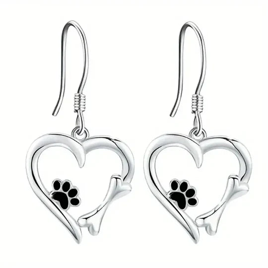 Yaritza™ | Boucles d'oreilles pendantes patte et cœur argentées