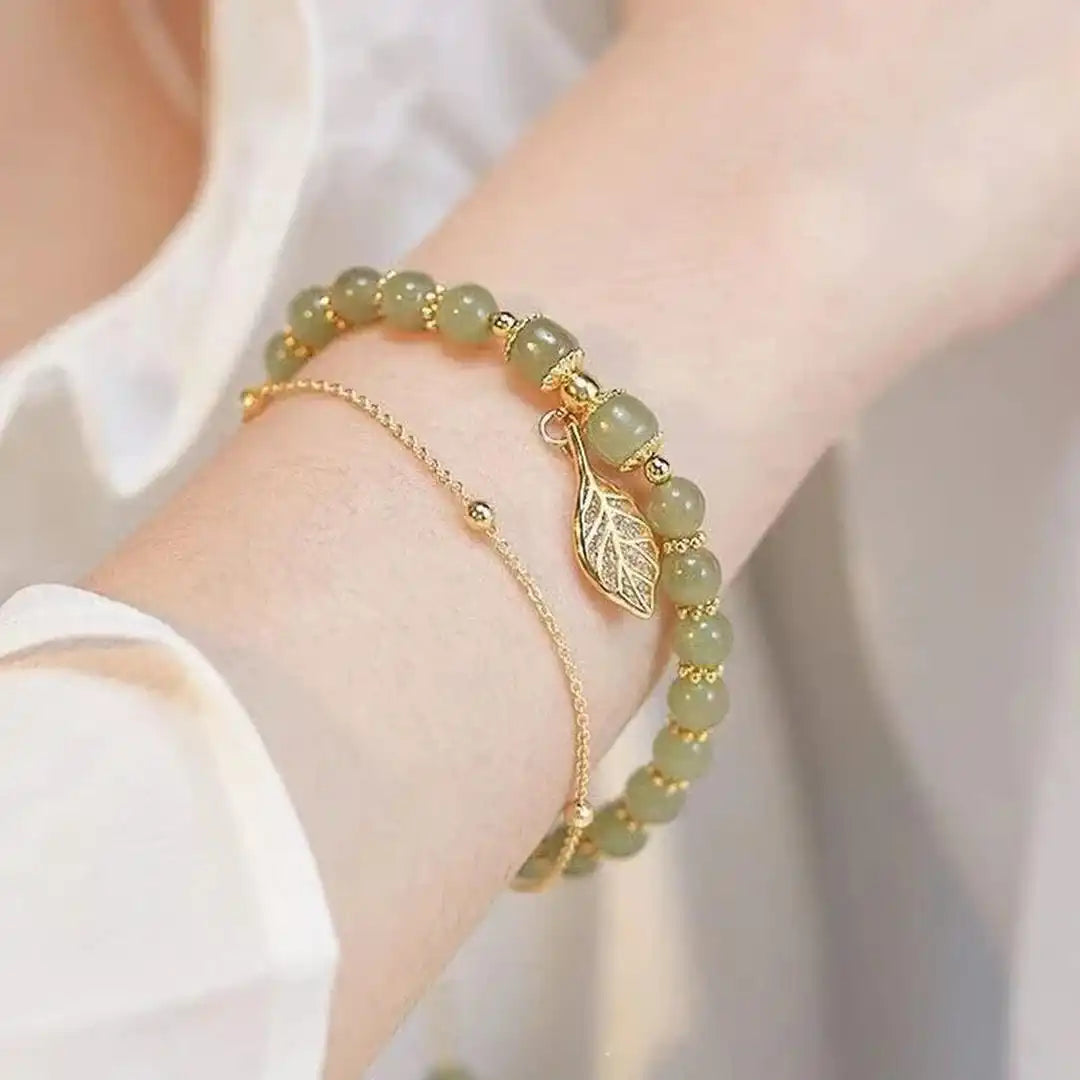 Magnifique bracelet en jade vert doré