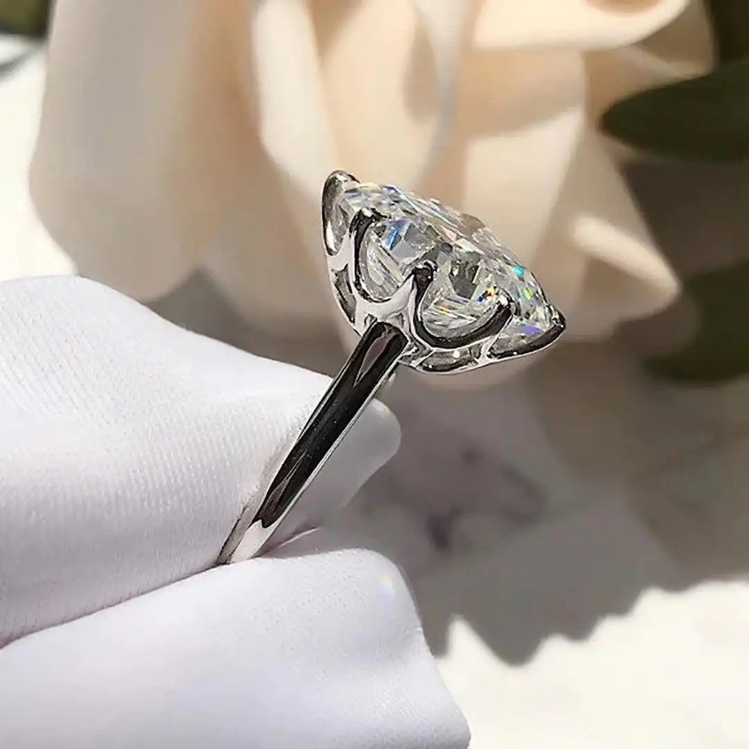Bague en Cubic Zirconia Dorée Intemporelle