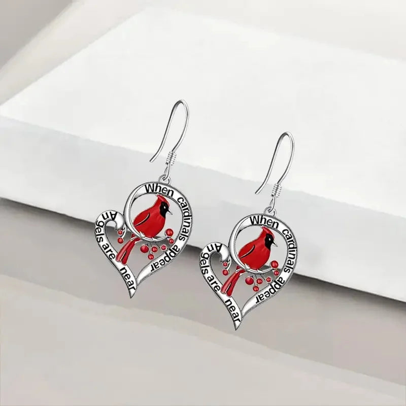 Boucles d'oreilles souvenir cardinal rouge – design en forme de cœur