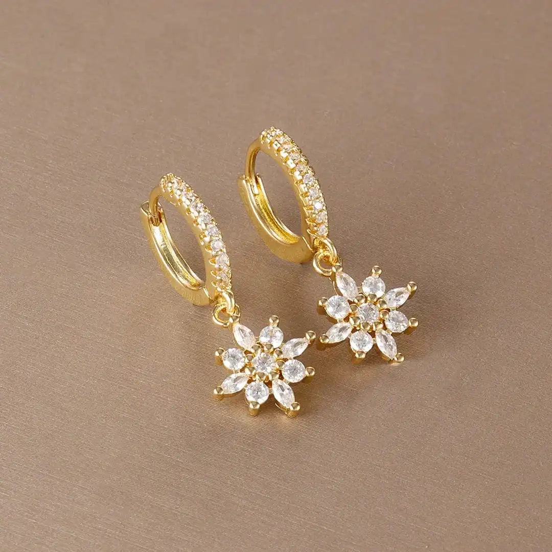 Boucles d'oreilles pendentifs en cristal classique en forme de flocon de neige