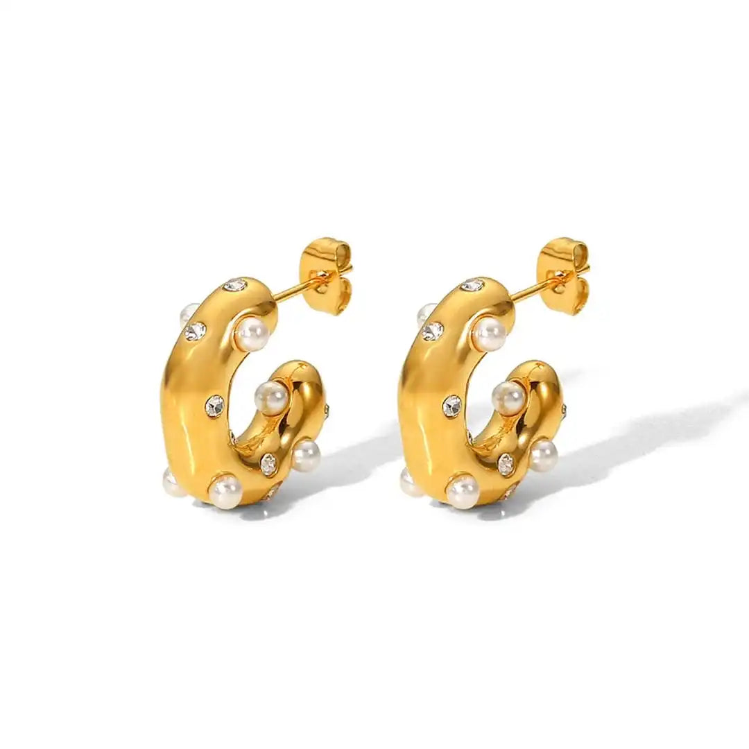 Boucles d'oreilles en anneau en zirconium doré scintillant