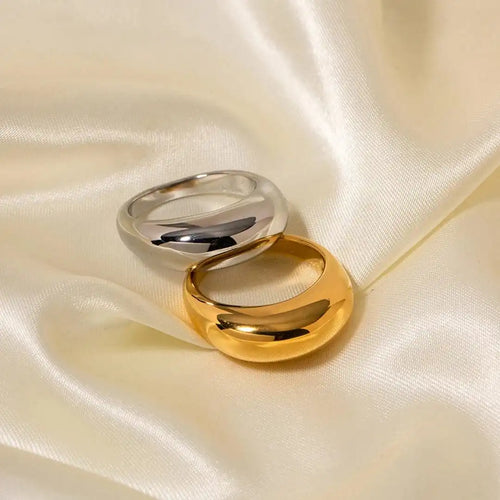 Bague en arc dorée intemporelle