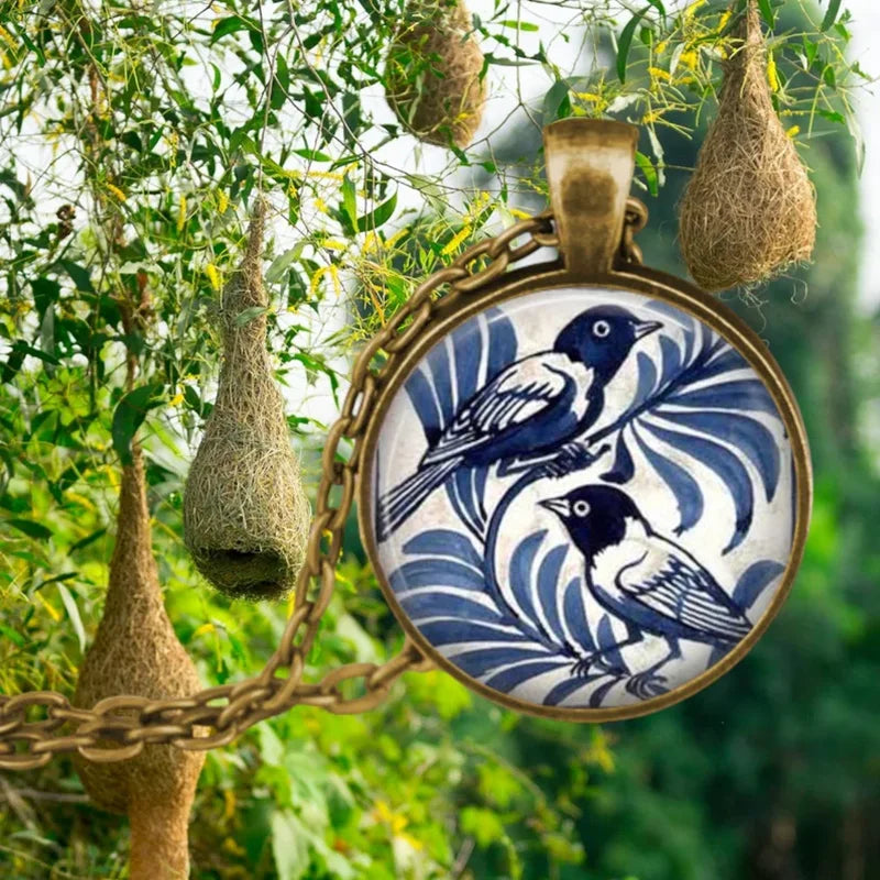 Collier en verre avec pendentif animal esprit de la forêt