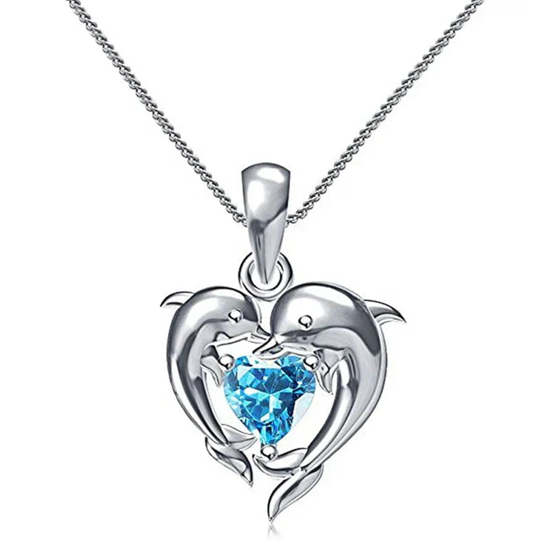Collier en forme de cœur bleu d'amour dauphin