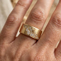 Superbe bague en forme de feuille en zirconium doré