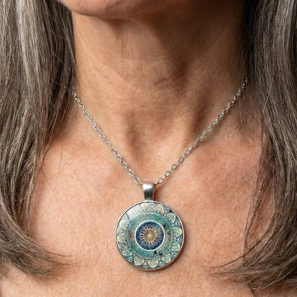 Collier Mandala Intriqué Bleu
