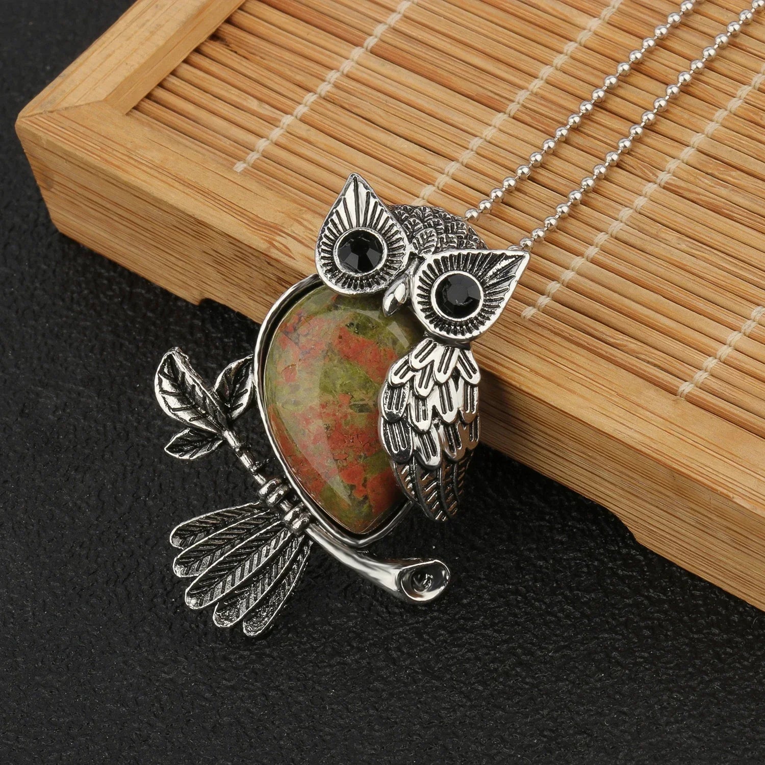 Collier pendentif hibou en cristal de sagesse