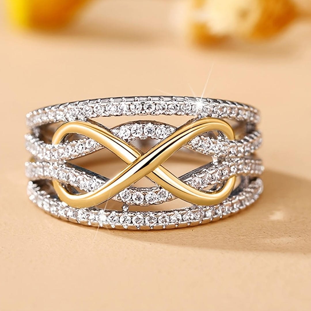 Bague Croisée Pavé Éternelle Imposante