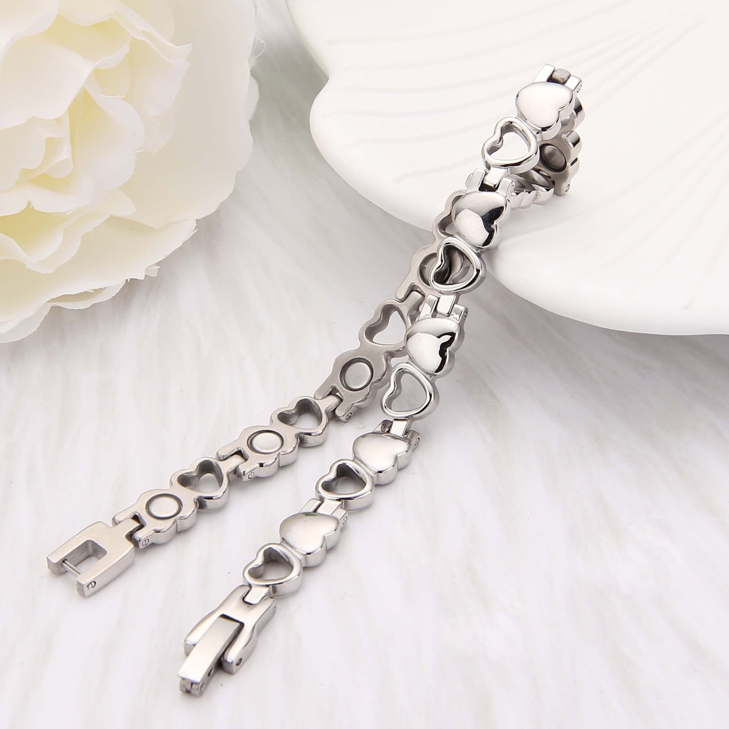 Bracelet en Cœur en Or Blanc Élégant