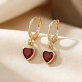 Boucles d'Oreilles Pendantes Rubis Cœur en Or