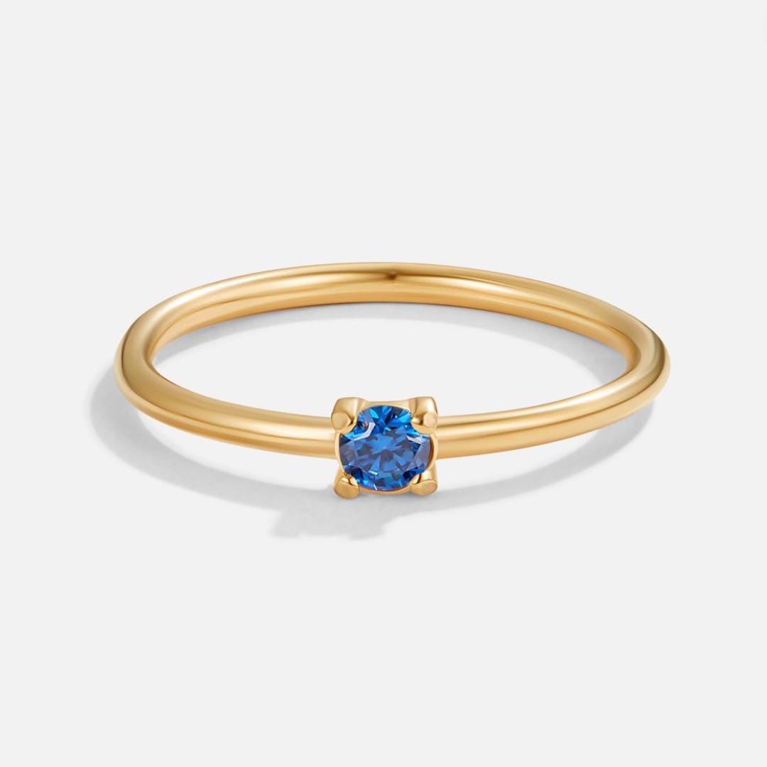 Bague en pierre de naissance unique