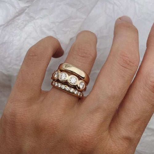 Bague en Or Martelé avec Zirconia