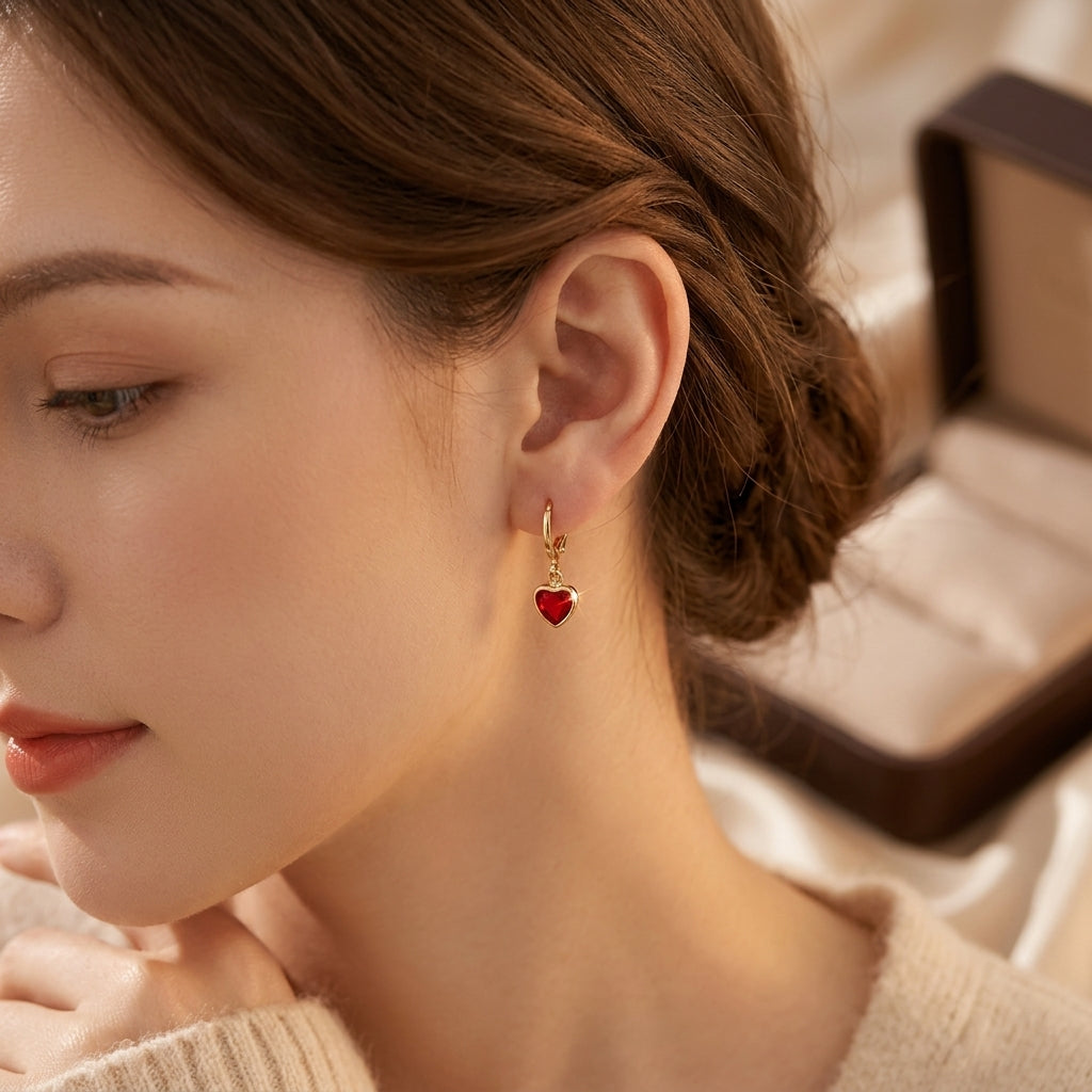 Boucles d'Oreilles Pendantes Rubis Cœur en Or