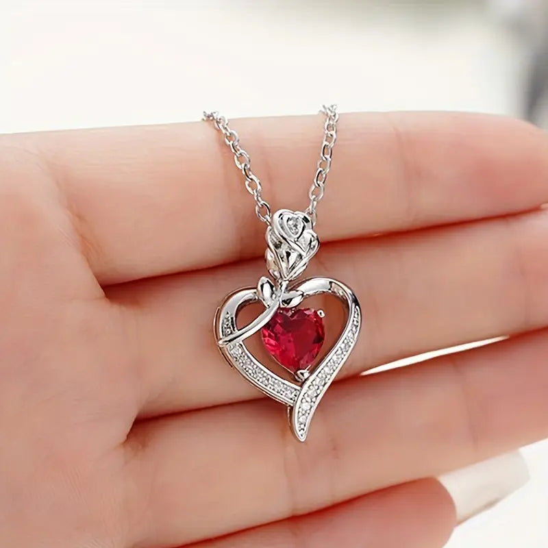Collier Pendentif Rubis Cœur en Argent
