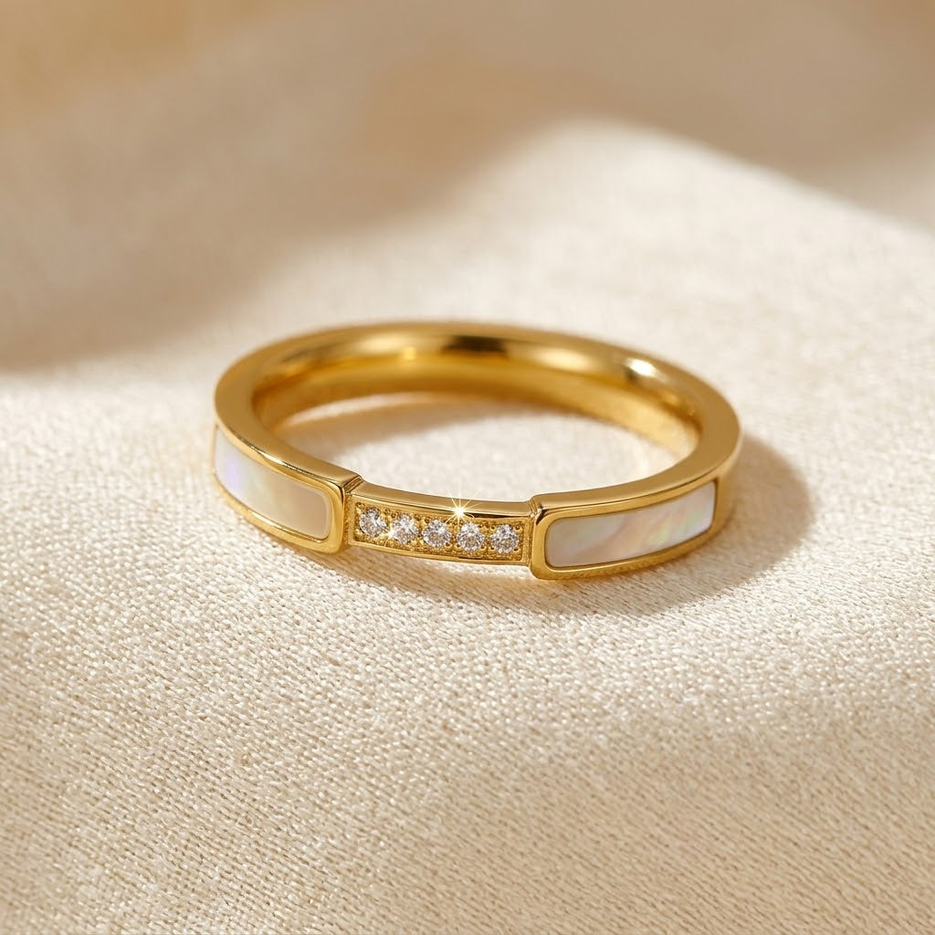 Bague Anneau Incrustée en Or