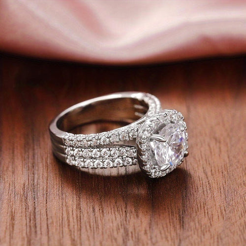Bague Halo Pavé Éblouissante
