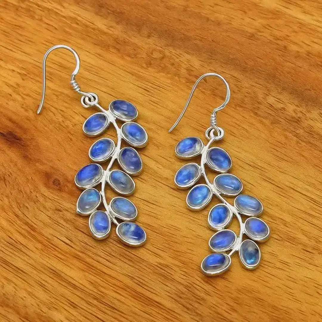 Boucles d'oreilles élégantes en pierre de lune violette