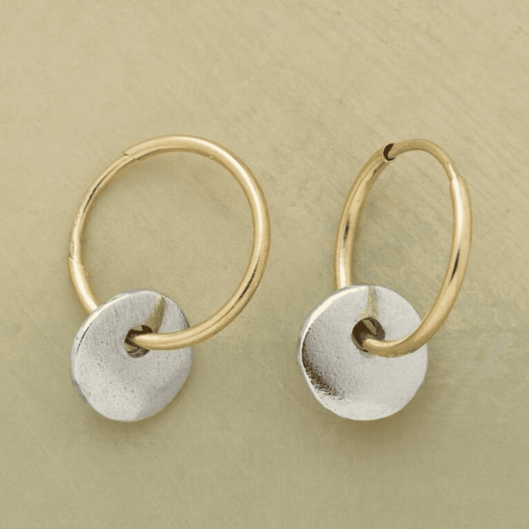 Boucles d'oreilles en anneau élégantes faites à la main