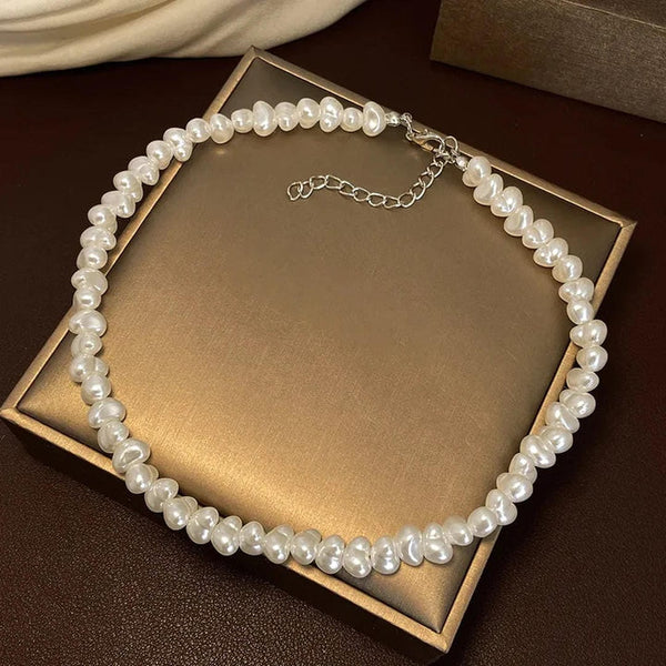 Magnifique collier Helmi en or blanc