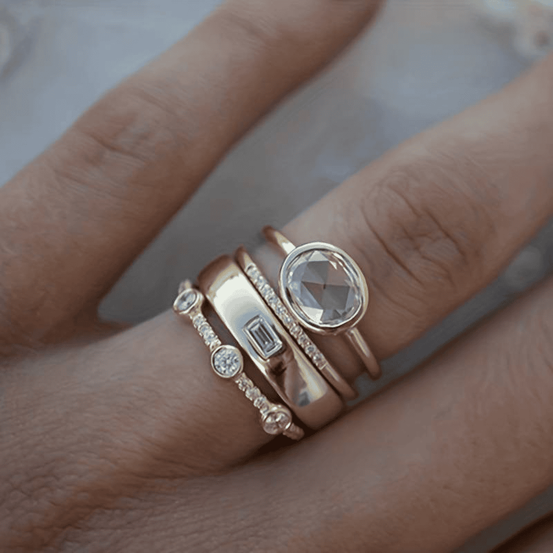 Ensembles de bagues en or et zirconium