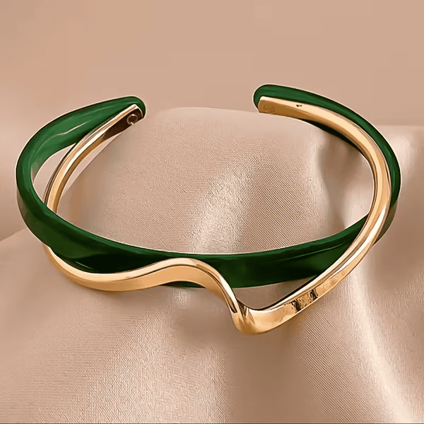 Bracelet Ondulé Vert Émeraude Élégant