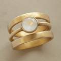 Bague Vintage en Or & Pierre de Lune Encastrée