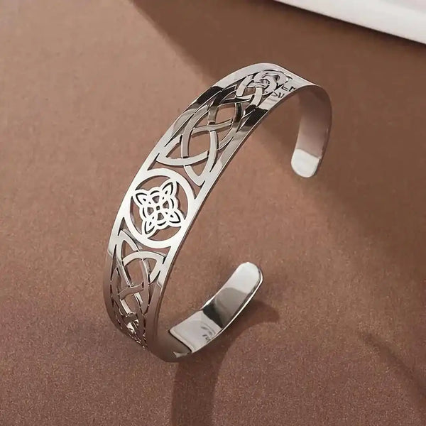 Magnifique bracelet ouvert en argent creux