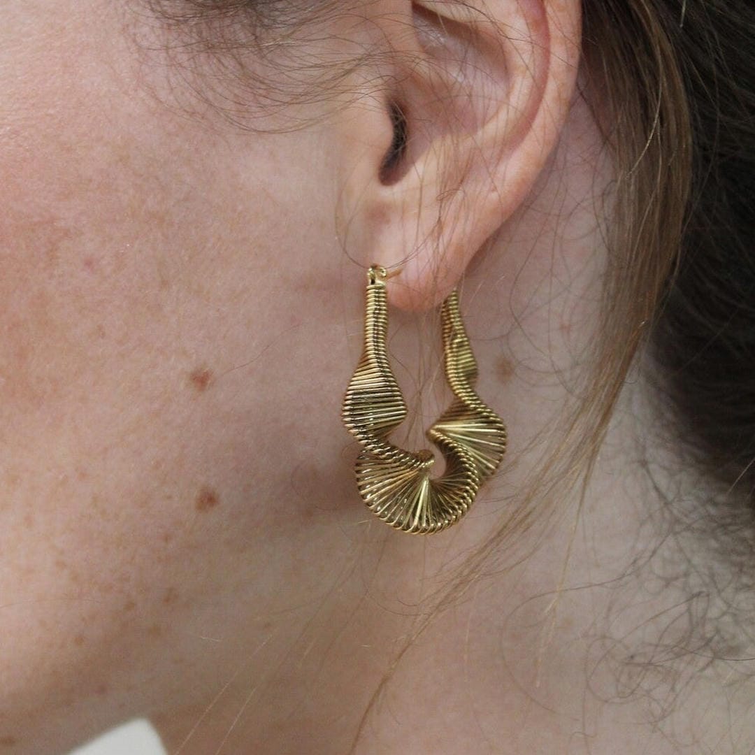 Boucles d'oreilles en anneau spiralé texturé