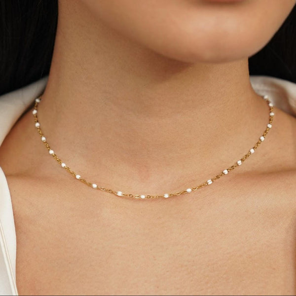 Collier en perles blanc pur