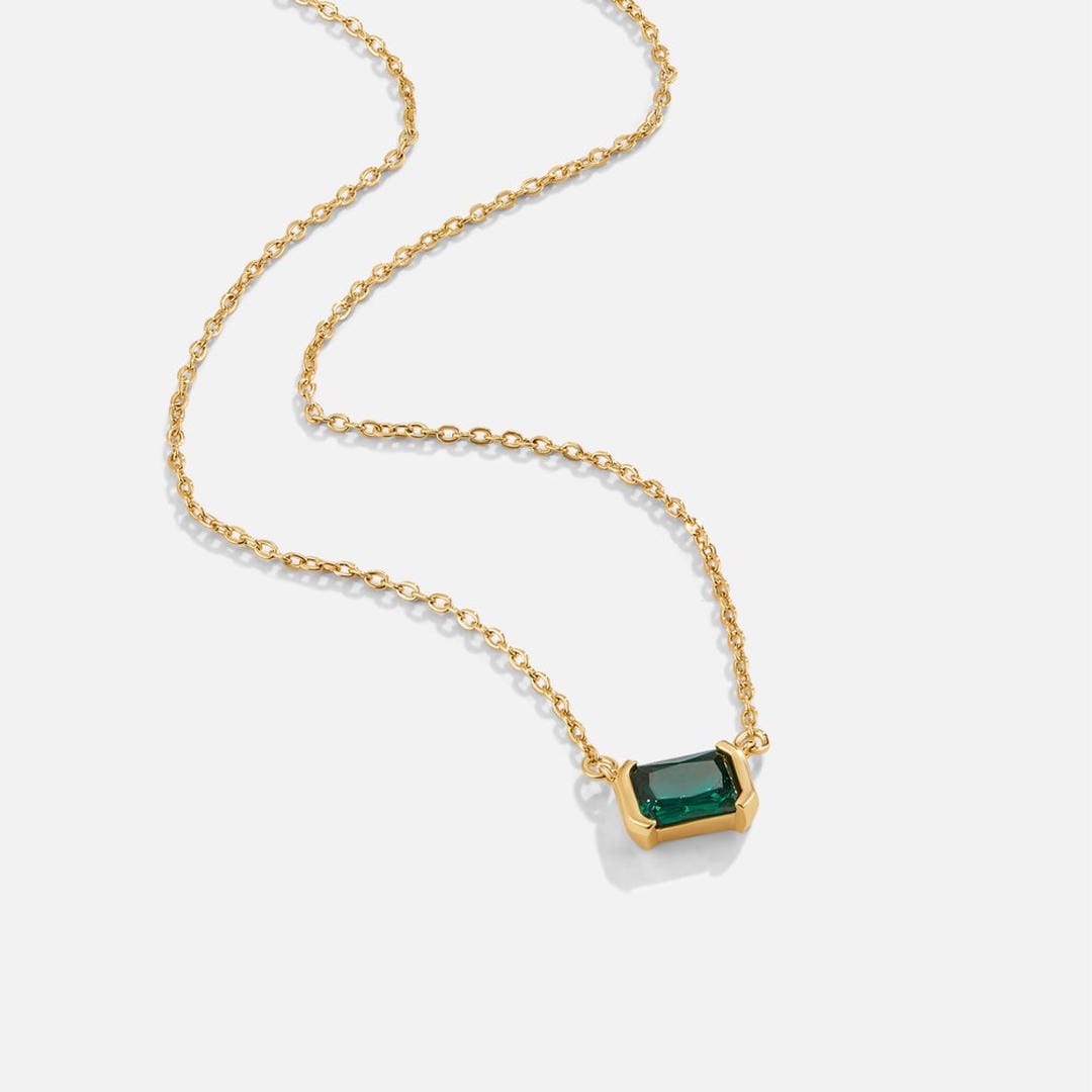 Collier en or émeraude verte