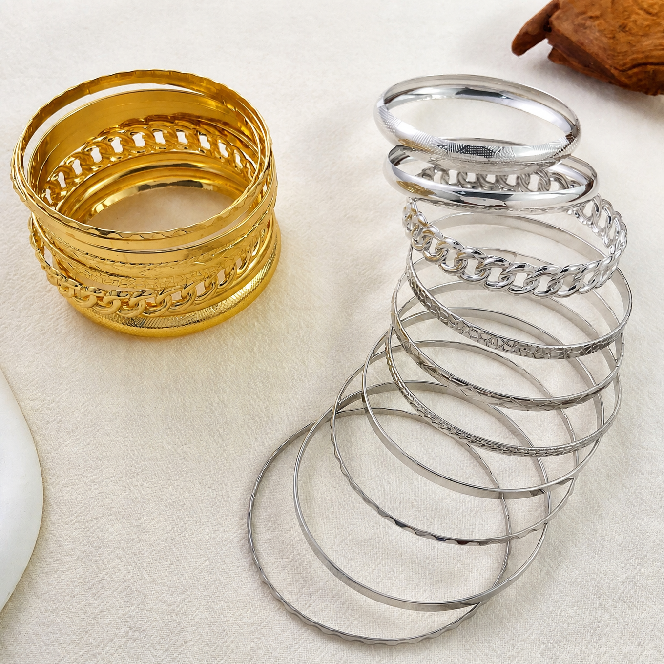 Mystérieux ensemble de bracelets bohèmes
