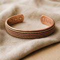 Bracelet en cuivre forgé à la main