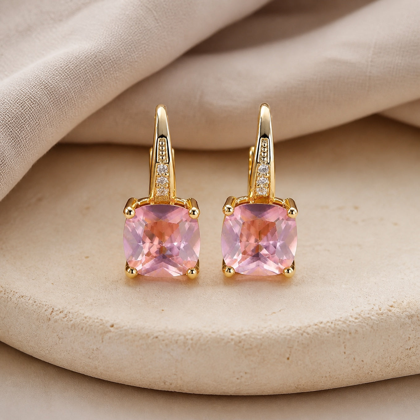 Boucles d'oreilles en pierre de saphir mystérieux