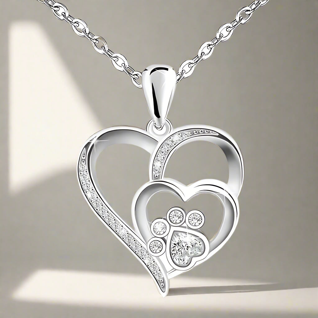 Collier en argent sterling avec pendentif patte et cœur en zircon
