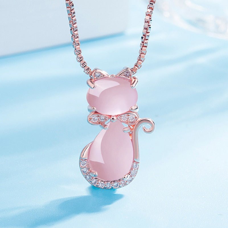 Collier de chat charmant en pierre rose avec zircon