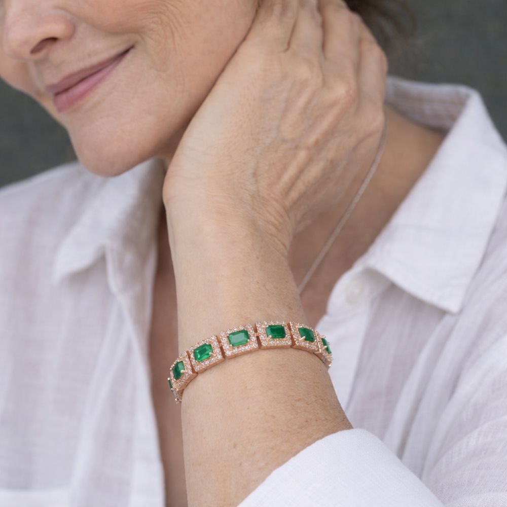 Bracelet doré statement vert émeraude